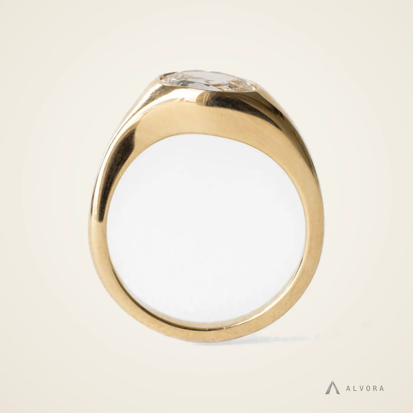 Aurel Oval East-West, oval east-west lab-grown diamond engagement ring