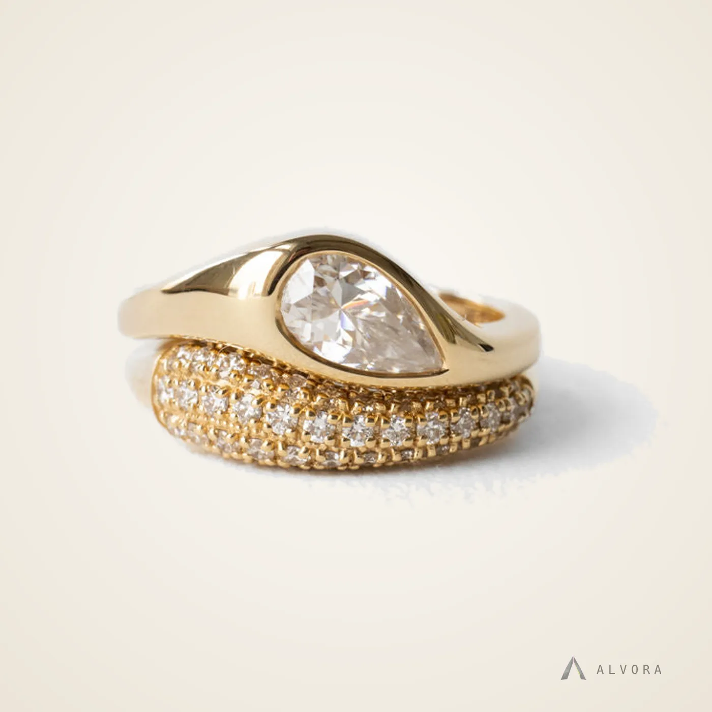 Aurel Pear East-West, pear east-west lab-grown diamond engagement ring