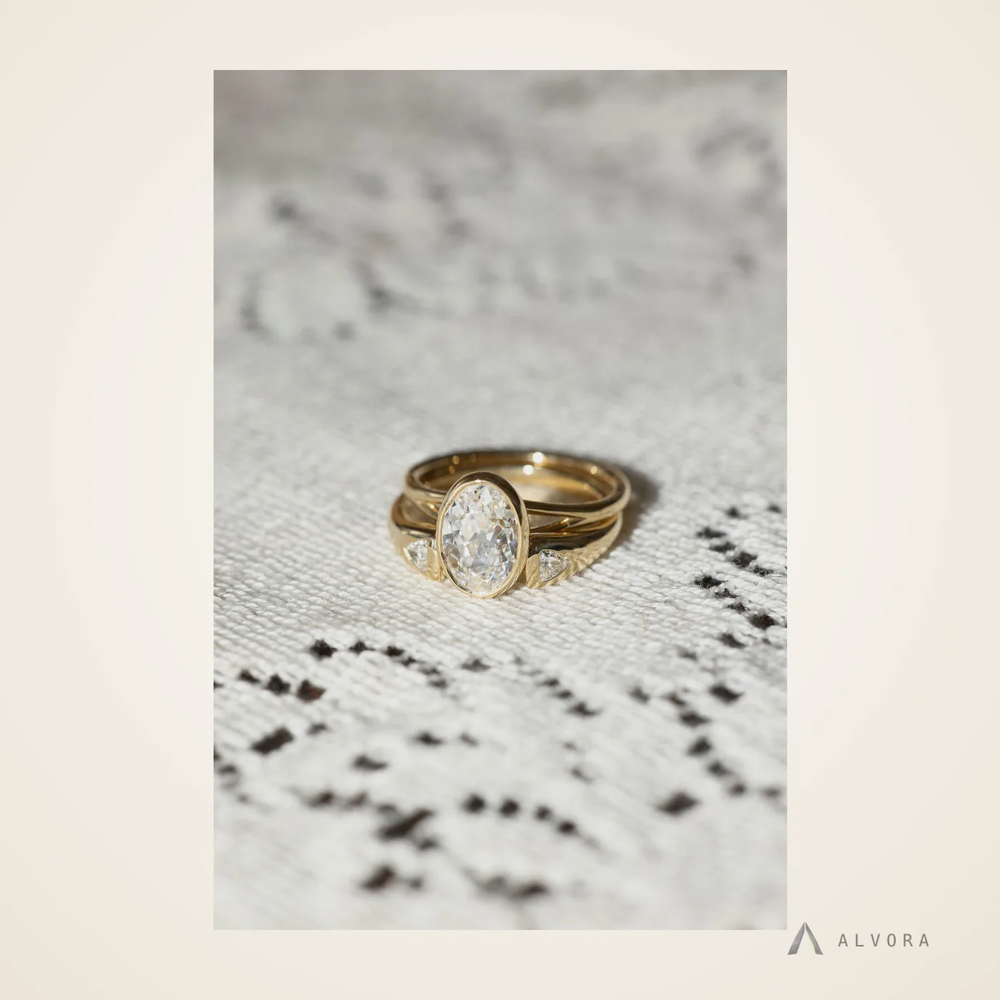 Selene Oval Heritage, oval heritage lab-grown diamond engagement ring