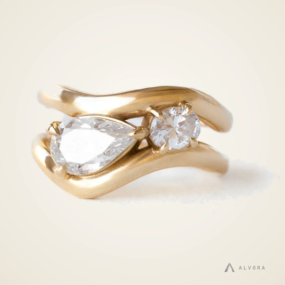 Magdalena Round Toi et Moi, round toi et moi lab-grown diamond engagement ring