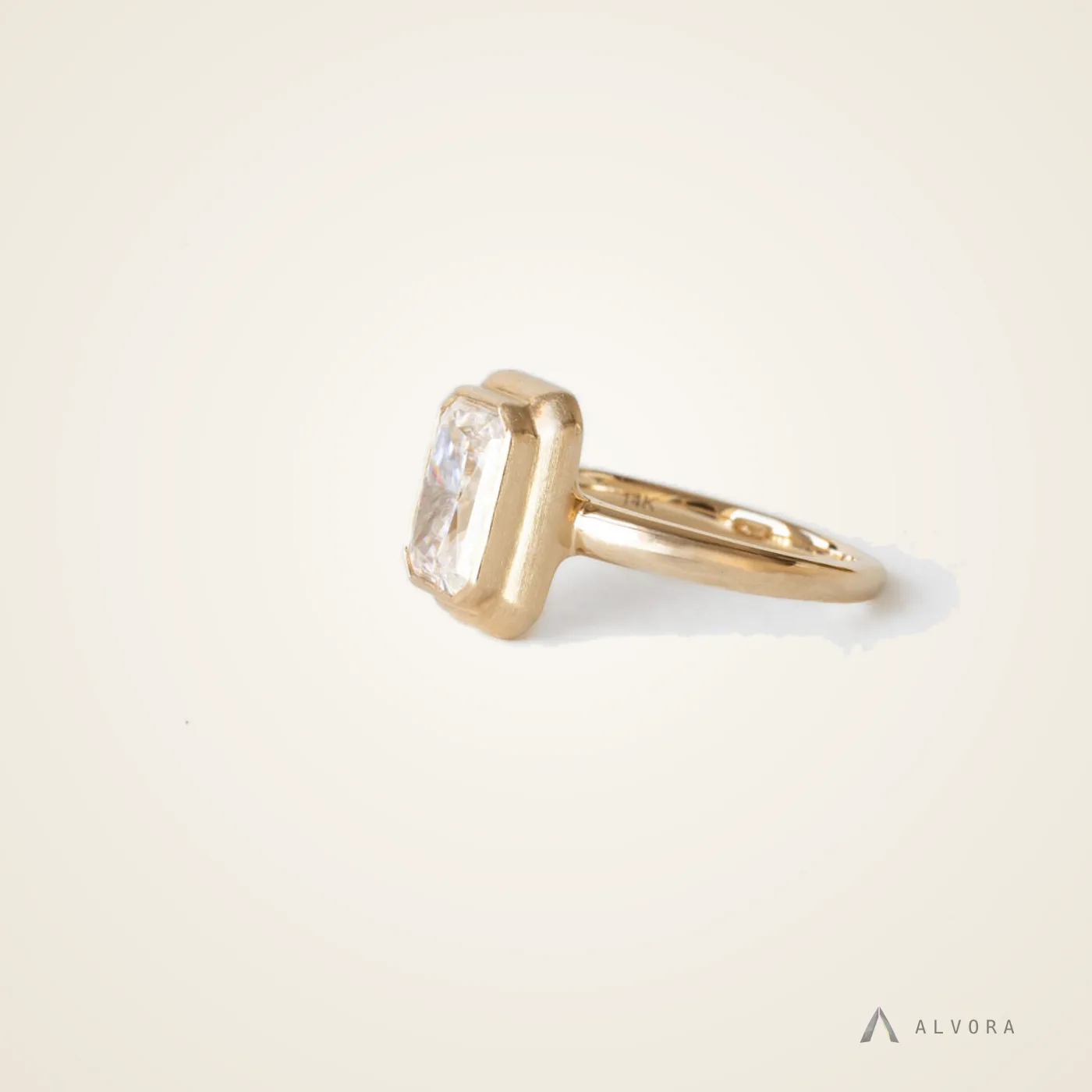 Belinda Radiant Solitaire, radiant solitaire lab-grown diamond engagement ring